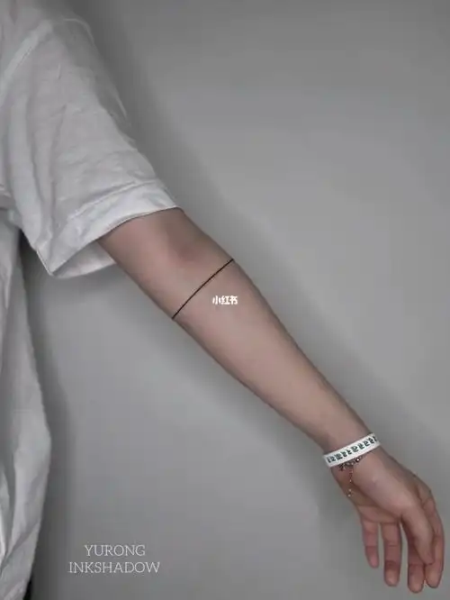臂环纹身直线纹身