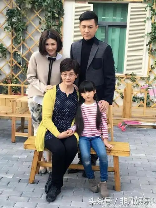 汤唯郑爽李小璐都跟她合作过靳东女儿原来是小戏精