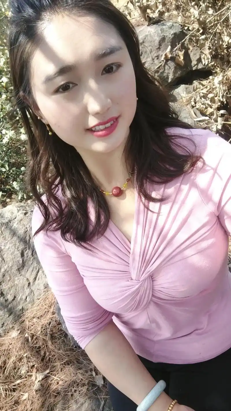 谁都想由着性子去生活,可现实不允许,当无奈填满了整个青春,就 - 抖音