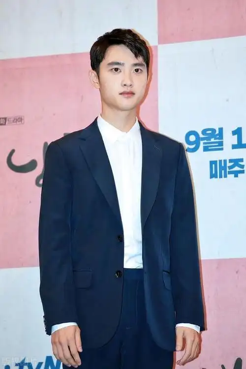 朴灿烈这颜值,这才是全球最帅面孔!