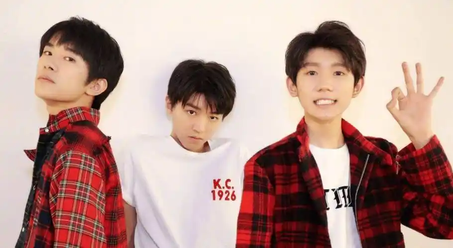 有种"兄弟情"叫王俊凯易烊千玺,你拍新综艺,我义不容辞为你打call!