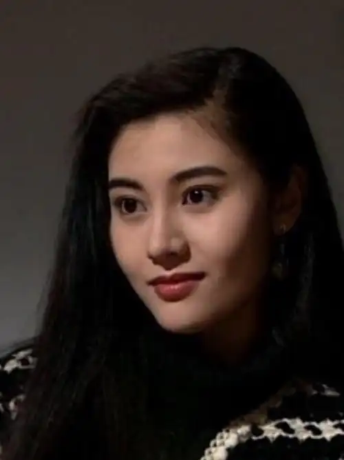 说年轻时候的李嘉欣是神颜,应该没人反对吧,出道即颜值巅峰!