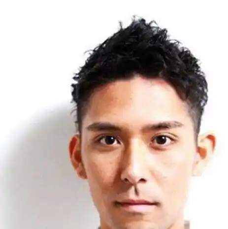 男生自然卷发型设计男生自然卷发型设计图片