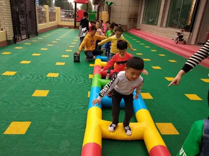 金色童年幼儿园开设体能课啦