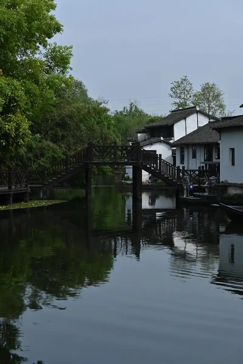 青瓦白墙 小桥流水 觅得几许清欢 location:歇马桥 - 抖音