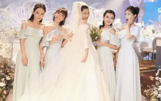 张馨予伴娘何捷张馨予婚礼邀请函及地点曝光伴郎伴娘团名单都有谁