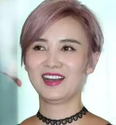 算命的说,长有这4种下巴的人,晚年福气满满,衣食无忧!