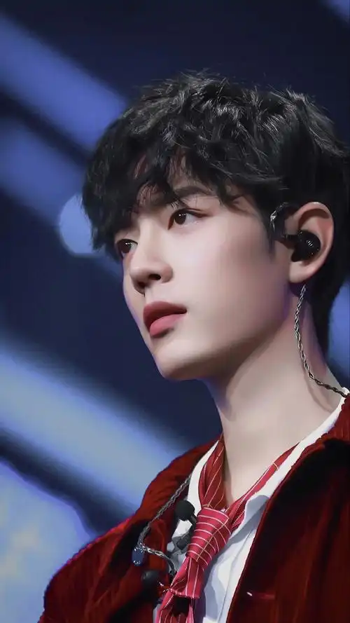 肖战#2020中国最具"颜响力"100张面孔出炉!