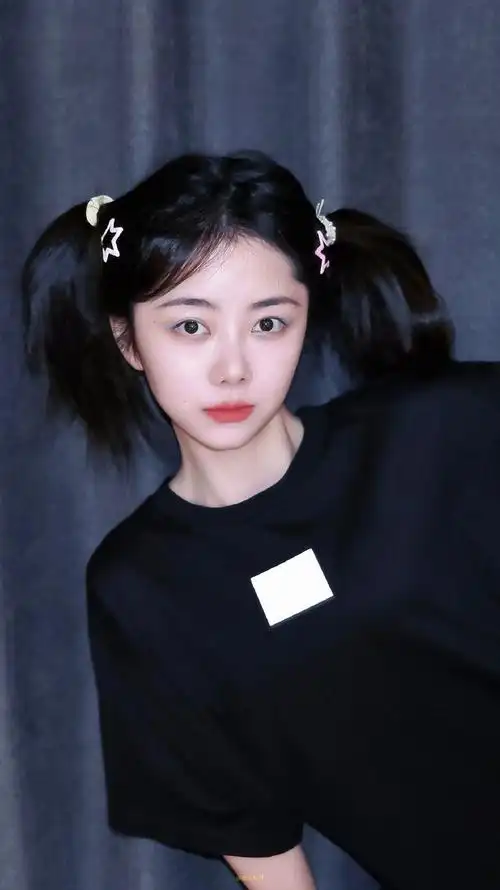 啊啊啊啊啊宝宝 你真的是个宝宝,,@谭松韵seven