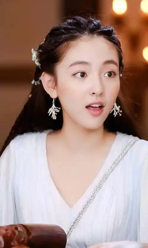 吴倩孟子义何瑞贤张雅钦袁冰妍陈都灵胡丹丹景甜文咏珊张雪迎赵丽颖