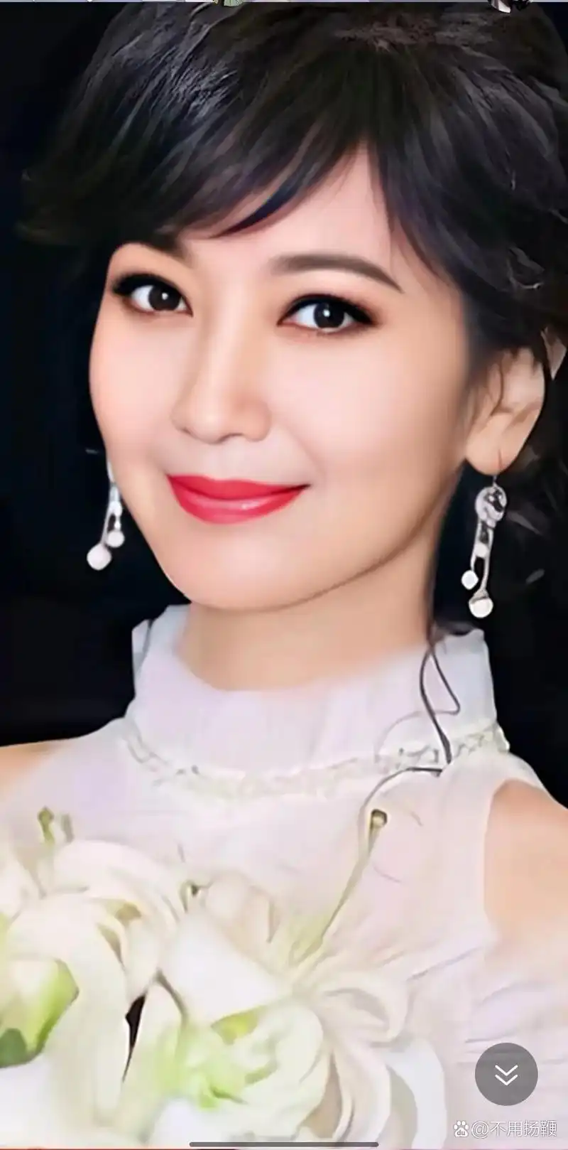 赵雅芝——曾经的"一代女神"  赵雅芝,中国香港女演员.