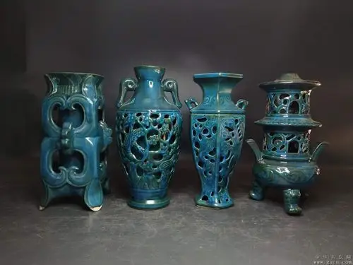 柴窑镂空赏瓶,完整如图21cm