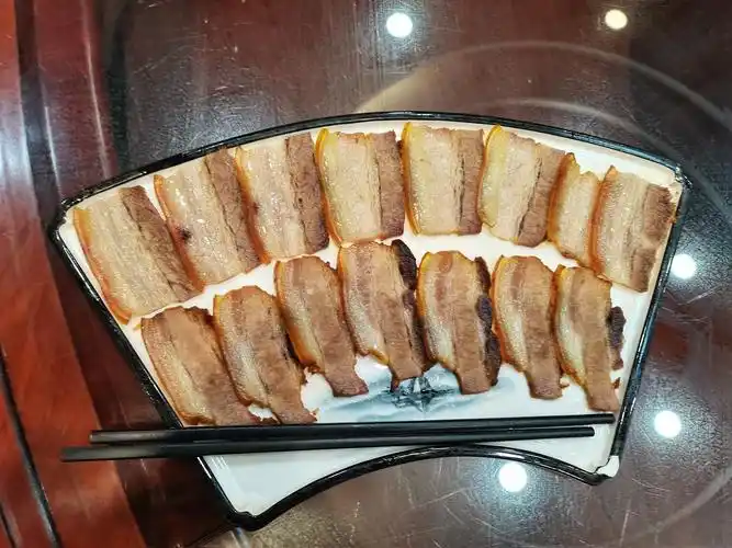 热情好客盐边人 ,阳光康养盐边菜