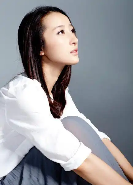 李舒桐表现亮眼,被称赞是偶像实力兼具的女明星