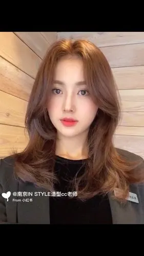 不用打理的锁骨发烫发修容显气质超赞