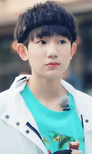 #王源# hello??这个小宝宝吃东西敢不敢再…-堆糖,美好生活研究所