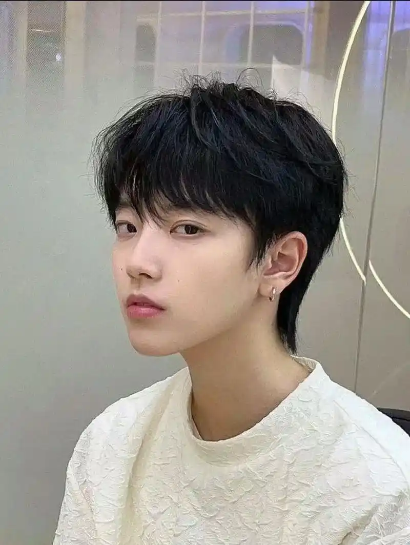 高新区男士专业barber shop.自然纹理气垫烫 男孩子 - 抖音