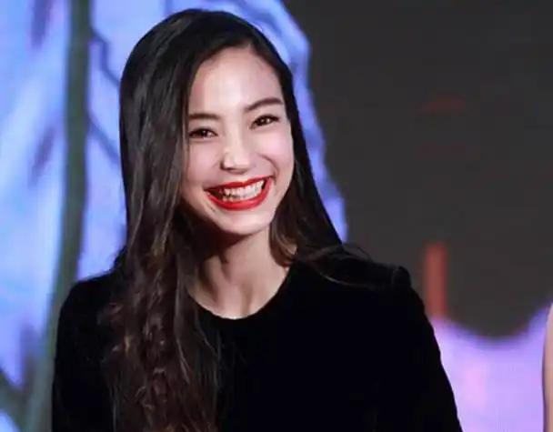 女明星中10位大嘴美女!她们不仅容貌出众,而且十分迷人!