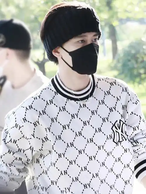 任嘉伦佩戴tasakidangerdiamondspave