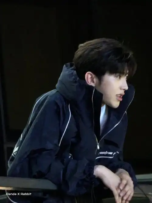 帅哥的本质就是小可爱哇    #蔡徐坤#ride or die至死不渝-蔡徐坤