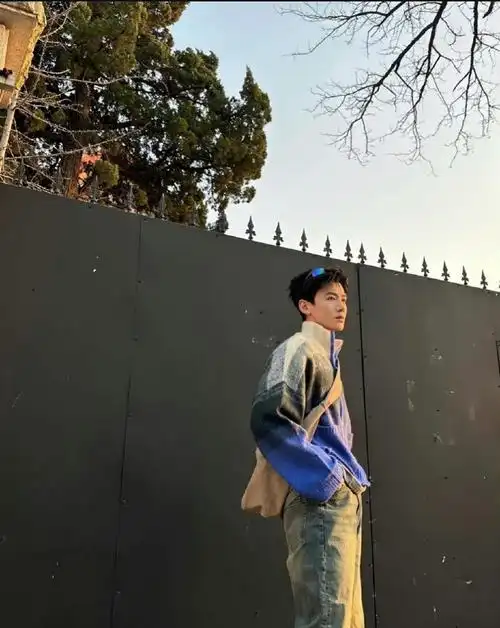 #发发奇代言人白敬亭##雪花秀全球品牌代言人白敬亭#