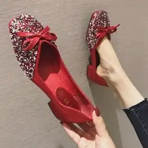 婚鞋 新娘鞋白纱 百搭秋季粗跟亮片红色低跟方头婚鞋