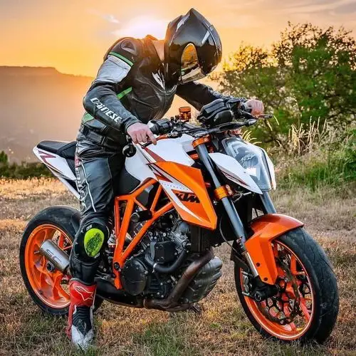 男人骑机车不仅仅是因为帅 (6/11)