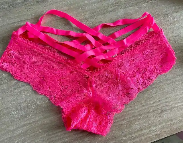 2021扎实性感三角裤女式内衣交叉带内衣g串弹性蕾丝裤子女士