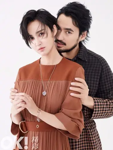 张歆艺袁弘七夕大片曝光 满满的幸福感藏不住!