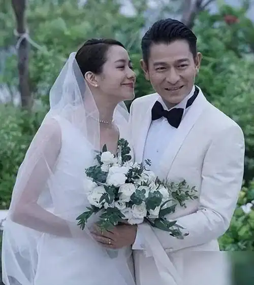 刘德华首谈自己婚姻!半年都不会跟朱丽倩通一个电话,称没有必要