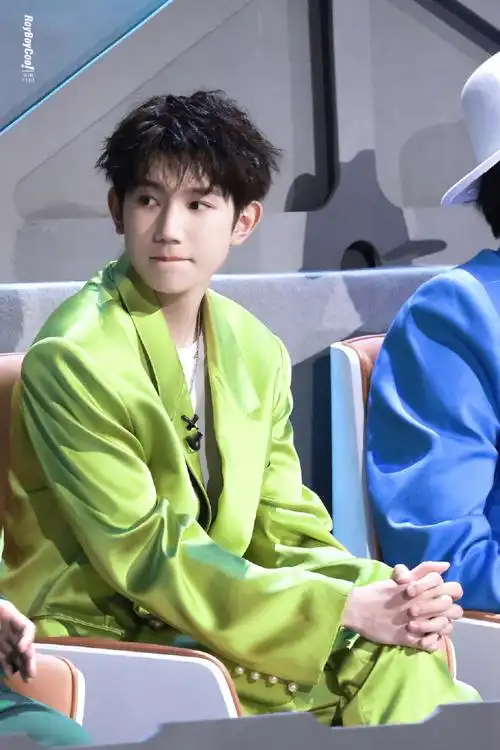 年度十大mv#2022年的微博白皮书,这一年王源大部分时间在剧组耕耘作品