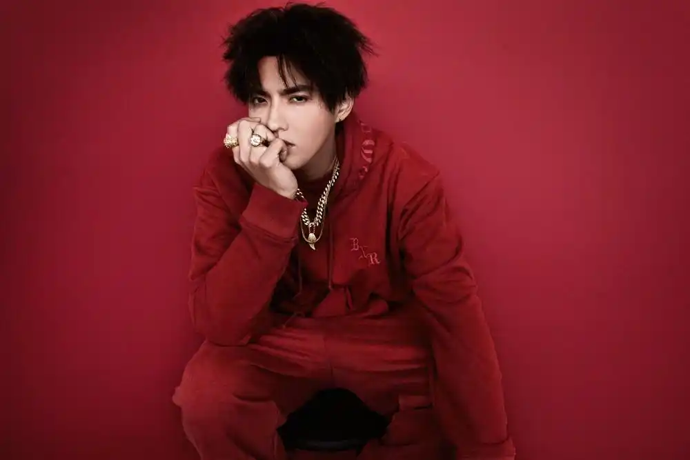 吴亦凡新专辑首支单曲《like that》正式发布!