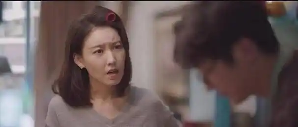 28岁隐婚生子,老公身份至今未公开,常年演配角,却比主角更抢眼_高露