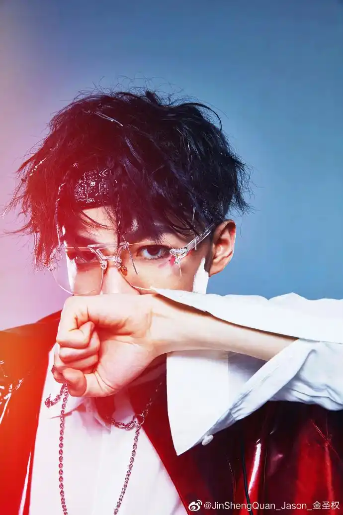 金圣权超话	新年快乐 小公主们