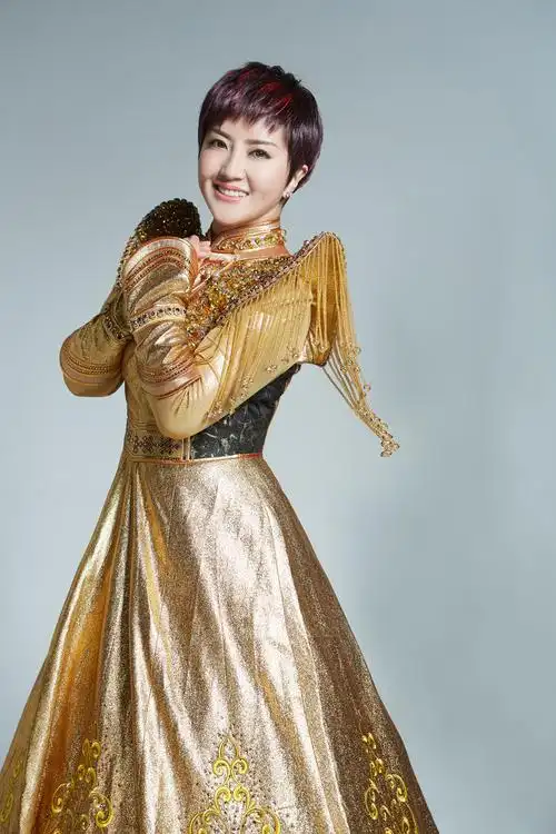 歌手格格写真大赏气质惊艳美丽动人