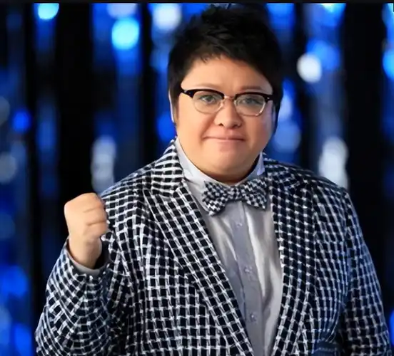 连续做了23年慈善的韩红,背后有何隐情