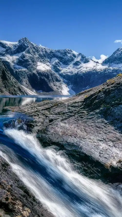 山,河,水 iphone 壁纸