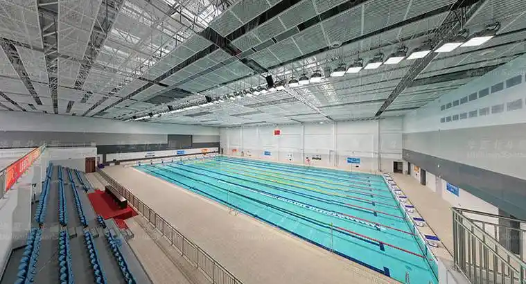 选择游泳馆专用照明灯需要注意哪些事项_灯具_游泳池_节能
