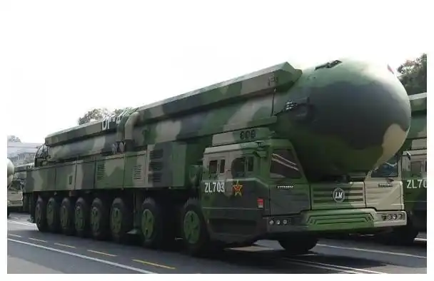 导弹,主要是东风系列,而近年研制成功的东风26,射程可推至中国周边