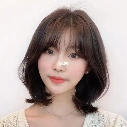 女生烫发发型  94慵懒短发烫发,既洋气又显甜美可