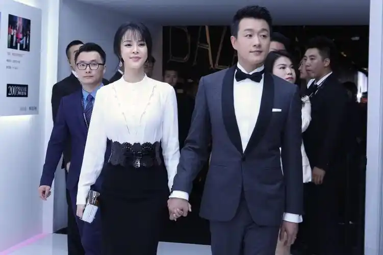 回顾佟大为父亲成植物人教会我责任与担当从小做家庭脊梁