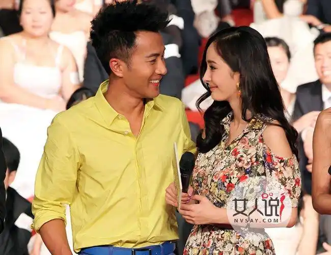 杨幂刘恺威离婚了吗 刘恺威出轨和王鸥夜光剧本视频竟然只穿内裤