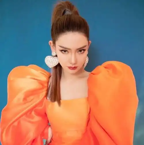 【微信头像】戚薇