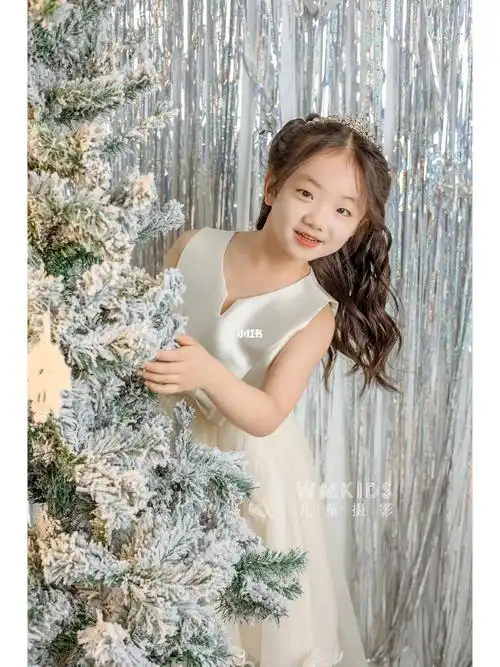 小女孩的公主梦冬日生日主题拍摄