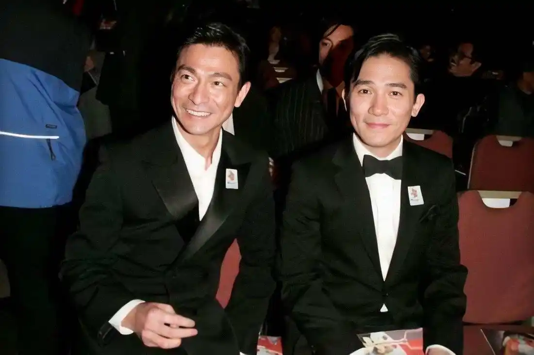 再爱你个一万年也不够