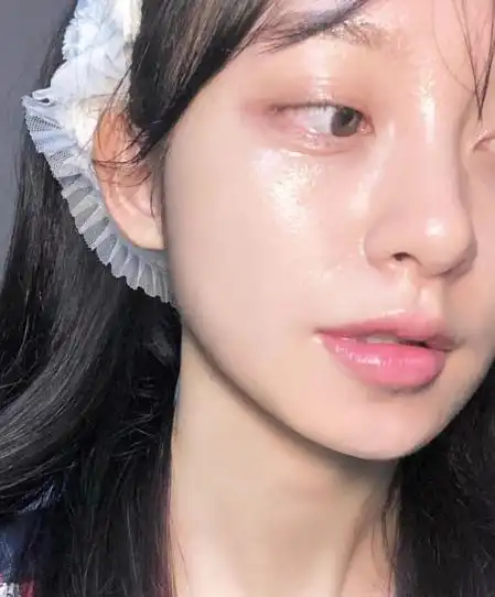 日本女生的"油敷法"真的太香了,皮肤超水嫩,少女感爆棚