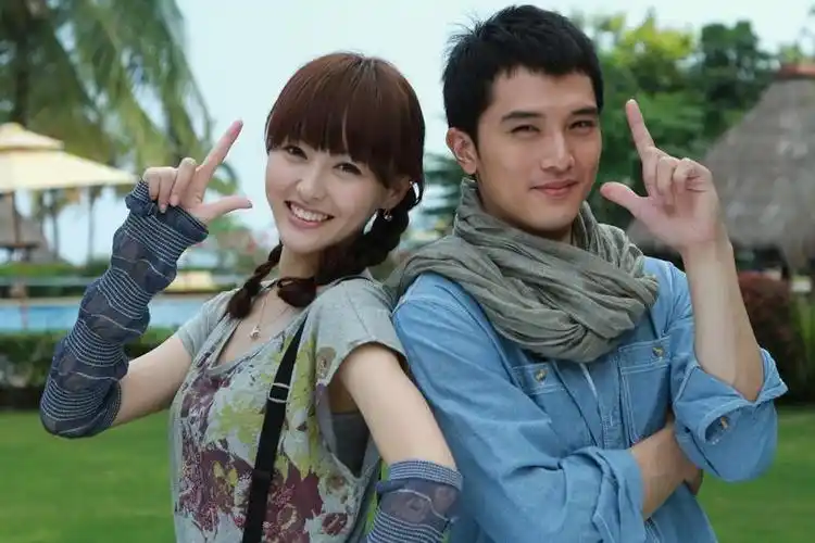 演员邱泽唐嫣谈了几年恋爱,邱泽唐嫣在一起过吗