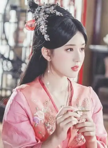 且试天下后赵露思再接新剧,古装宅斗堪比知否,不愧是小赵丽颖!