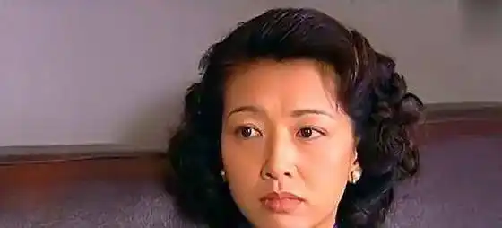 同样是演《大宅门》的香秀,把江珊和谢兰对比一下,差距就出来了_表演