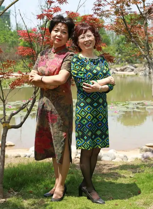 旗袍秀一一快乐的闺蜜聚会 - 美篇